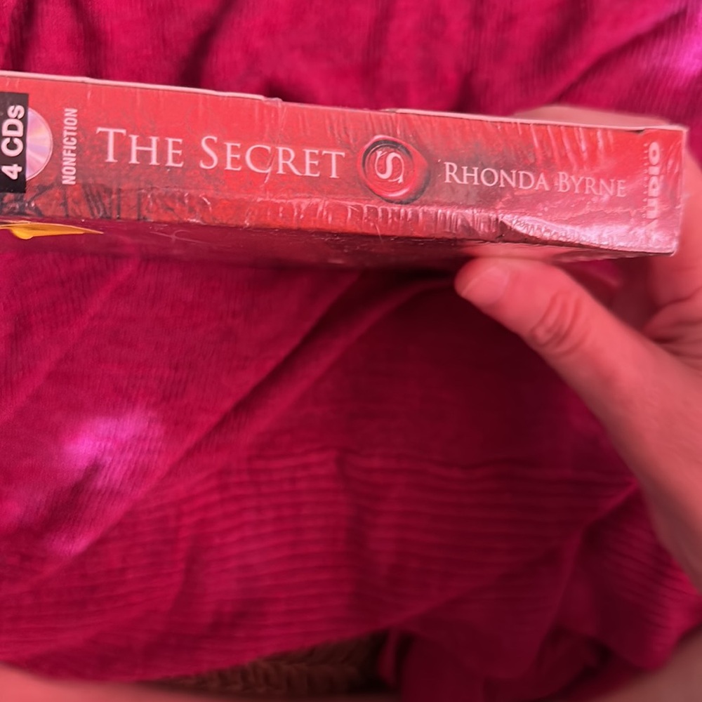 NWT AUDIOBOOK UNABRIDGED The Secret read by the author Rhonda Byrne and friends - Picture 8 of 8